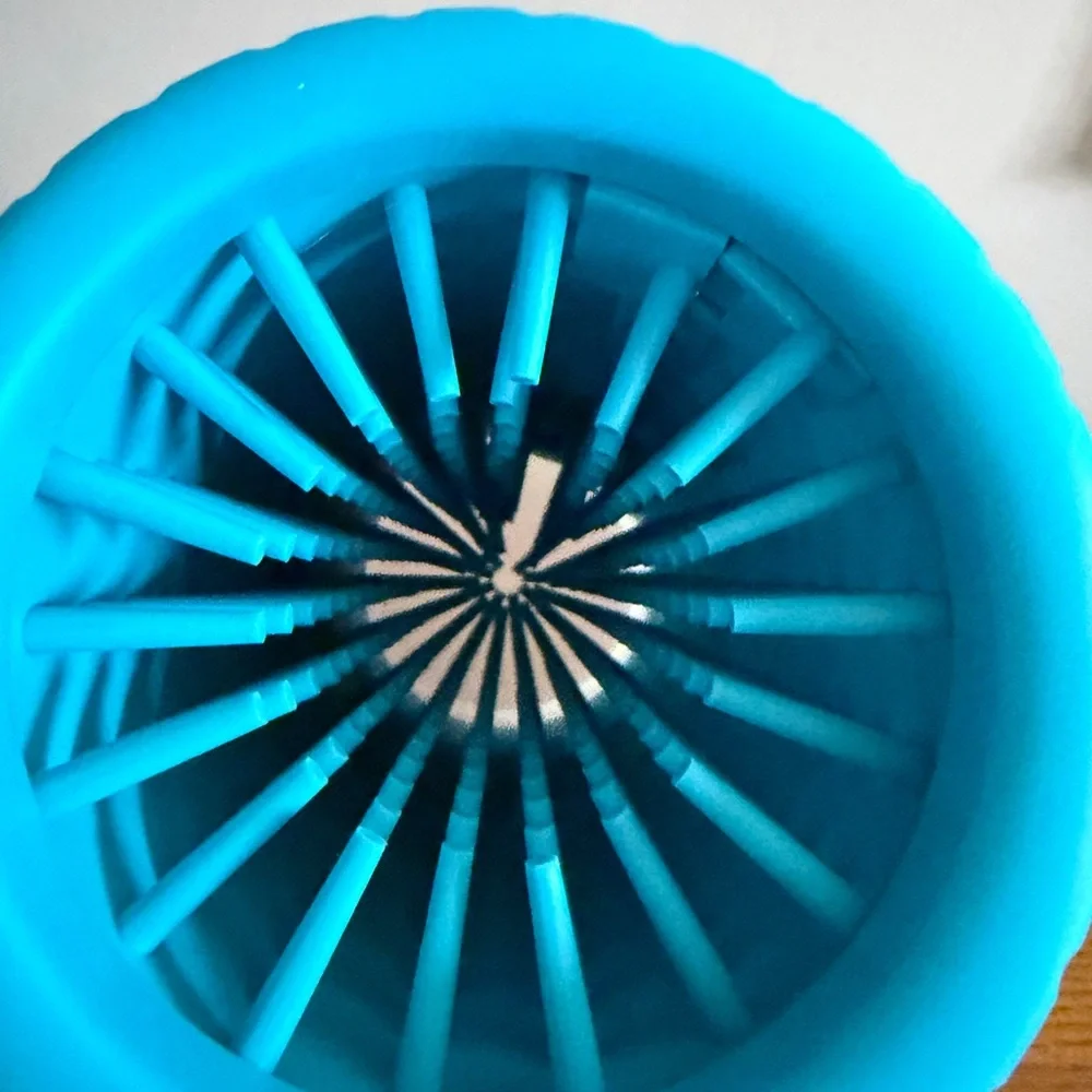MudBuster Blue Pet Paw Cleaner